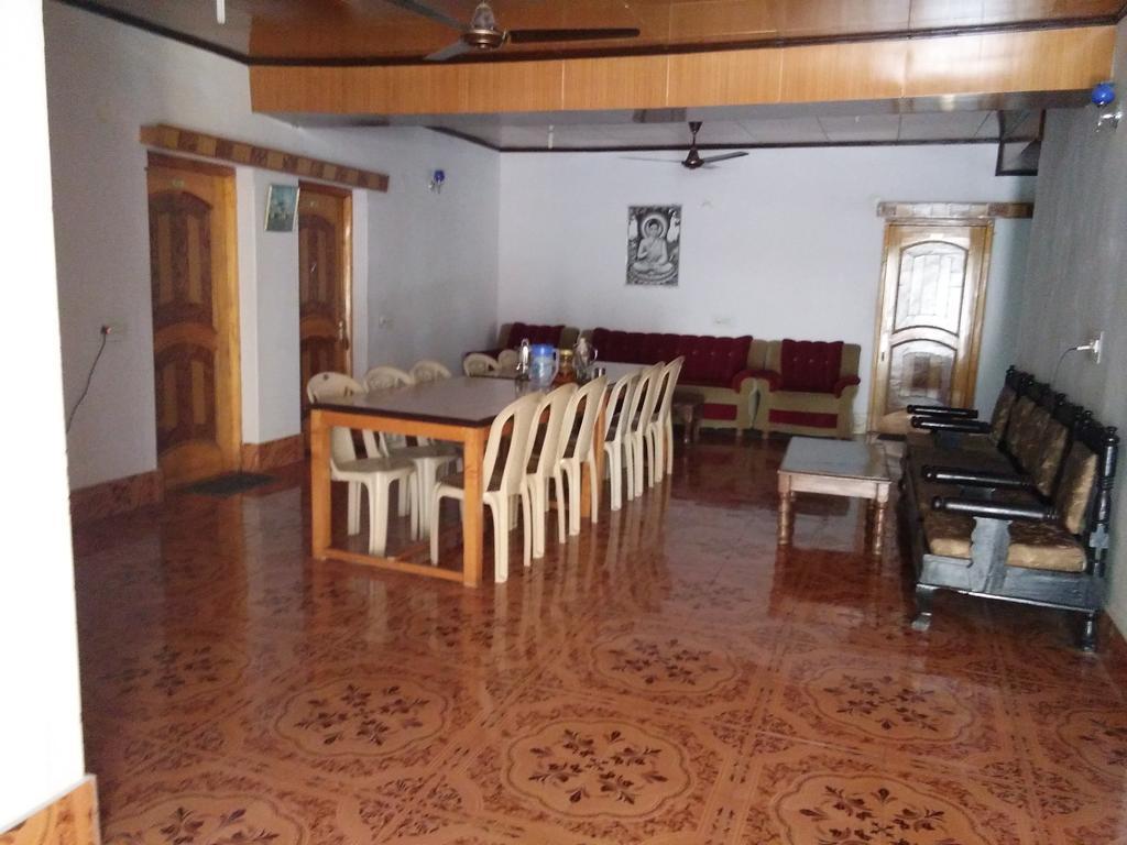 Galaxy Guest House Hundar Ngoại thất bức ảnh